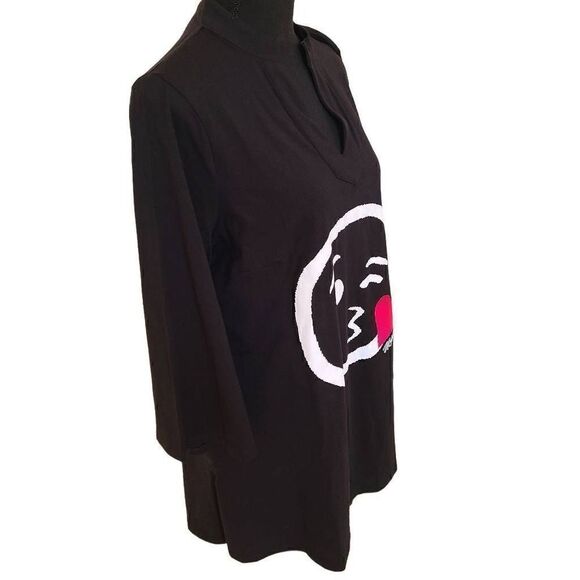 Victoria Womens Fun Kissy Face Emoji Graphic on Black Tunic Top Large - Picture 2 of 7